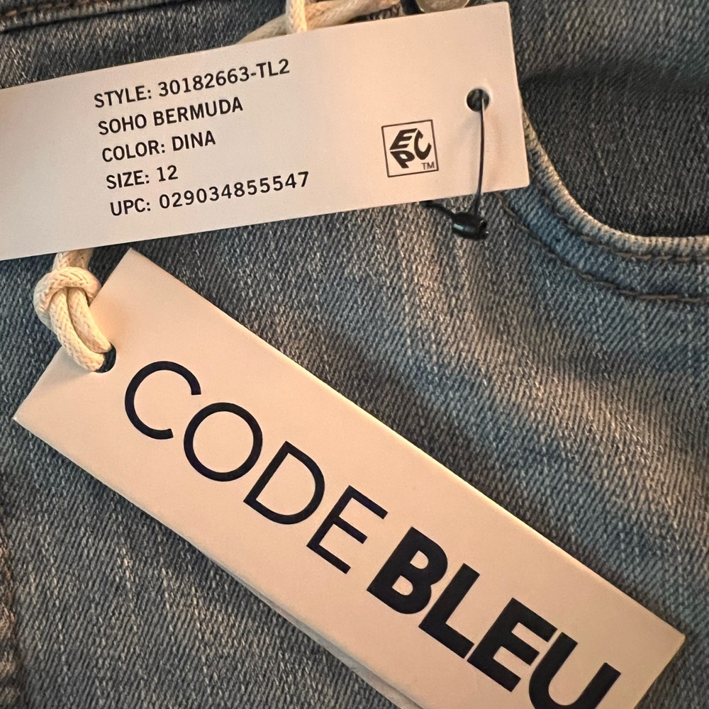 Code Bleu Light Blue Denim Shorts - Picture 4 of 6
